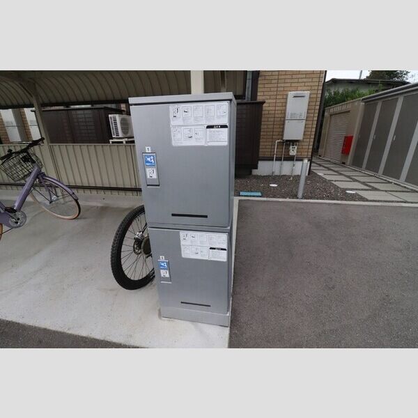 現地周辺 (宅配ボックス)