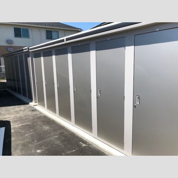 現地周辺 (物置き場)