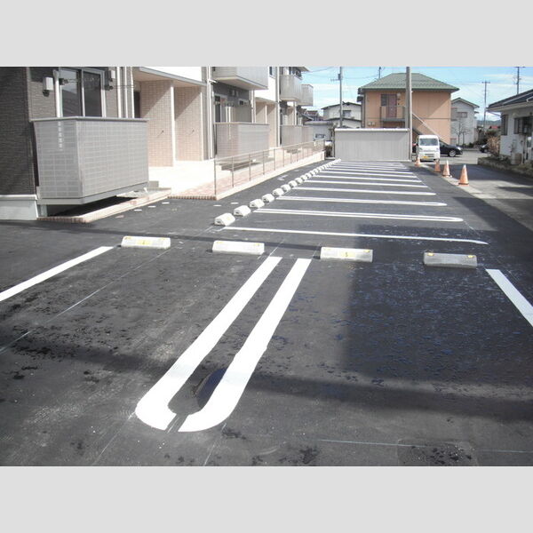 駐車場 (駐車場)