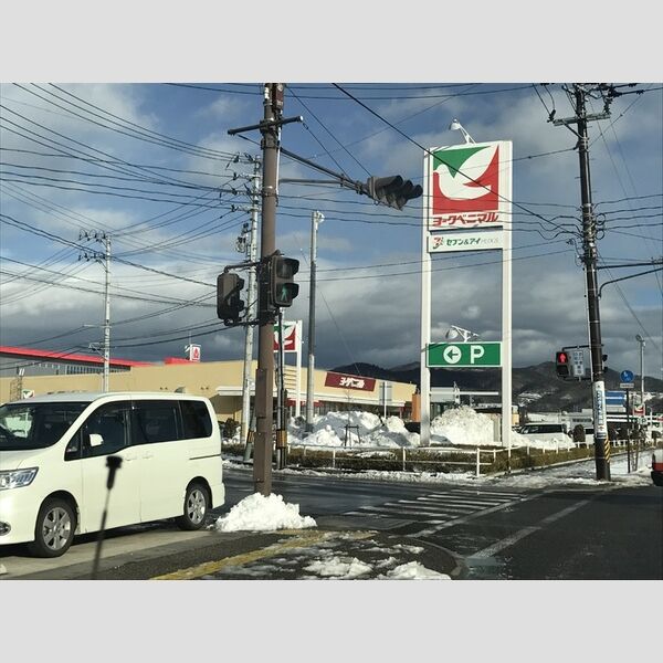 現地周辺 (スーパー)