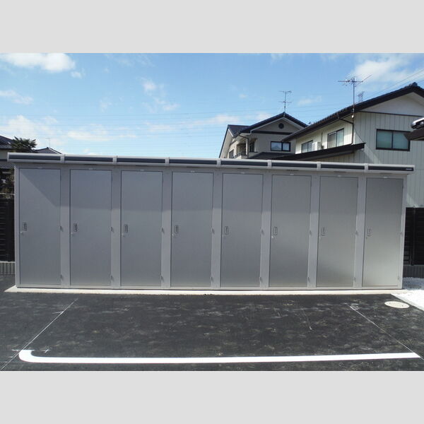 現地周辺 (物置)