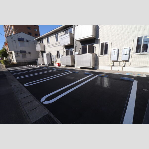 駐車場 (駐車場)