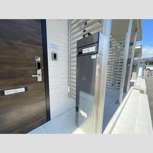 現地周辺 (宅配ボックス)