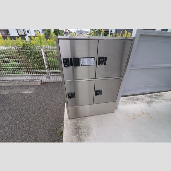 現地周辺 (宅配ボックス)