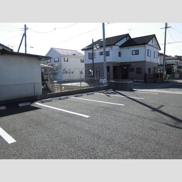 駐車場 (駐車場)