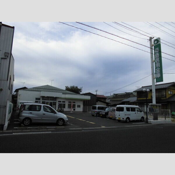 現地周辺 (福島信用金庫瀬上支店)