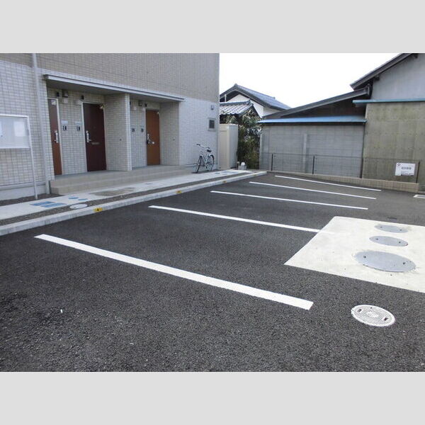 駐車場 (駐車場)