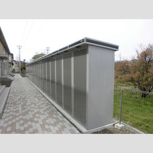 現地周辺 (物置)