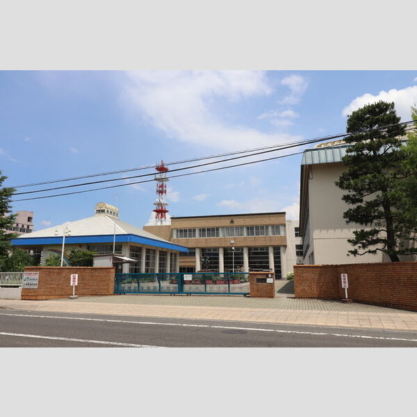 現地周辺 (福島付属小学校)