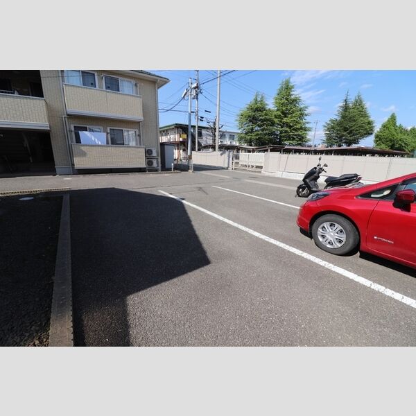 駐車場 (駐車場)