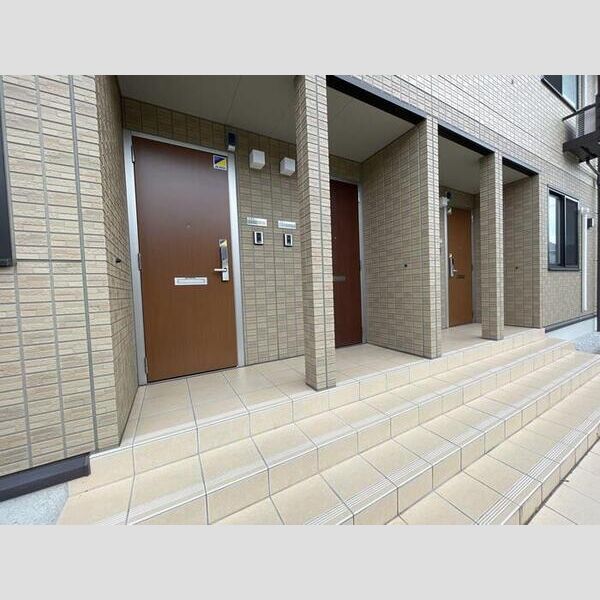 現地周辺 (共用廊下)