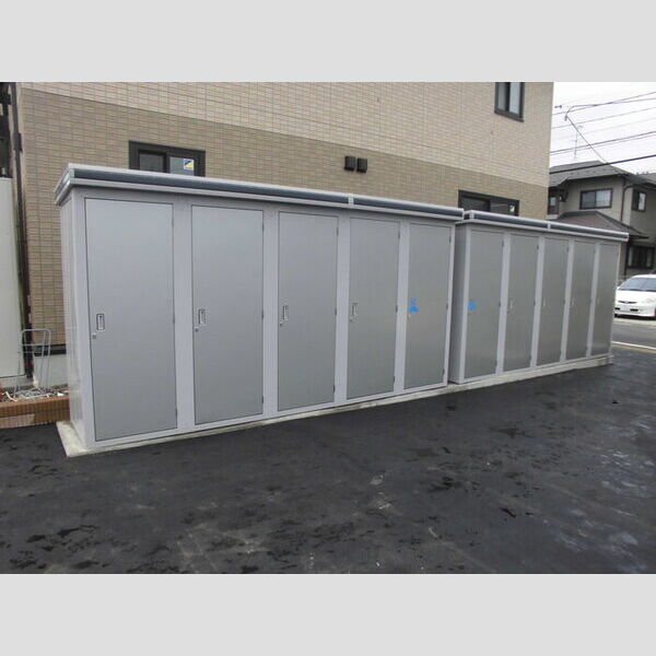 現地周辺 (物置)