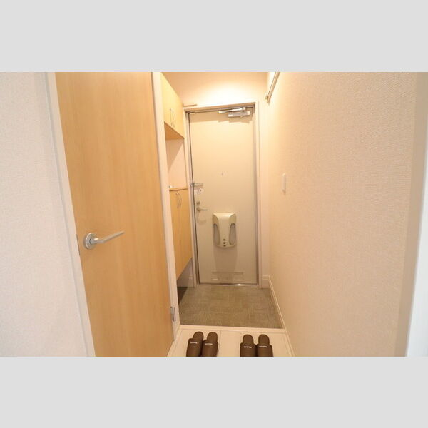 玄関 (玄関)