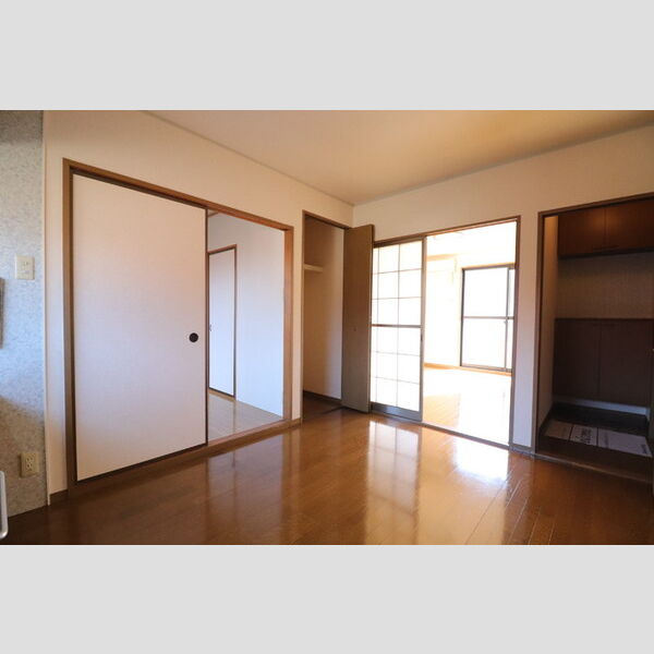 居室・リビング (DK)