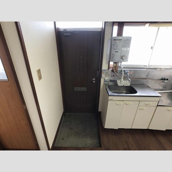 玄関 (玄関(中))