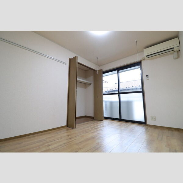 その他 (東側洋室)