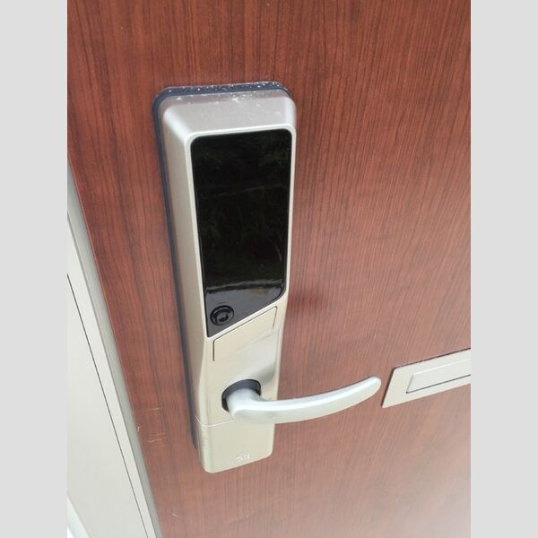 玄関 (ICカードキー)