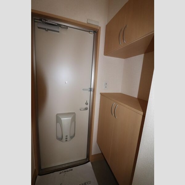 玄関 (玄関(中))