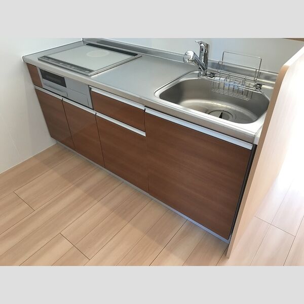 キッチン (IHクッキングヒーター付対面キッチン)