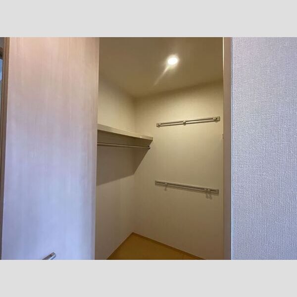 収納 (クローゼット)