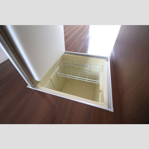 収納 (床下収納)