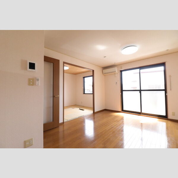 居室・リビング (DK)