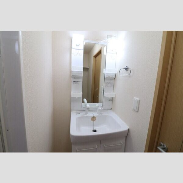洗面所 (洗面化粧台)