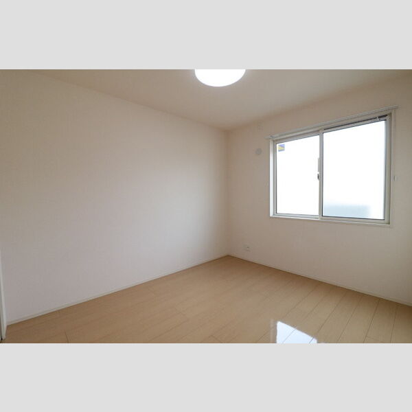 その他 (北側洋室)