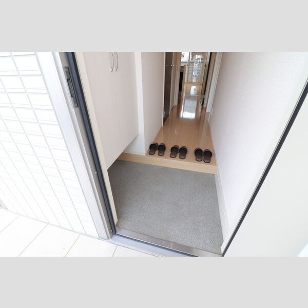 玄関 (玄関)