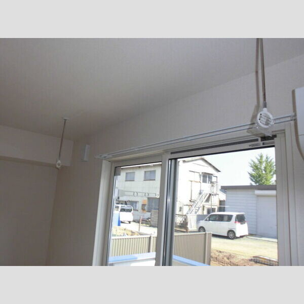 その他 (室内物干し)