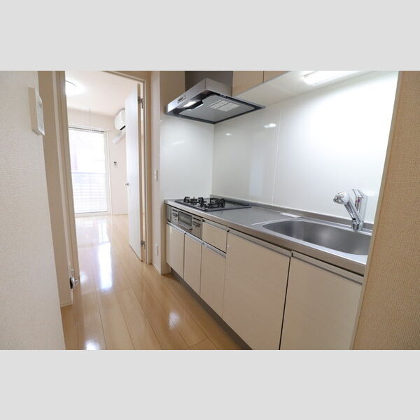 キッチン (3口ガスコンロ付きキッチン)