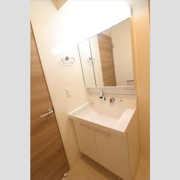 洗面所 (洗面化粧台)