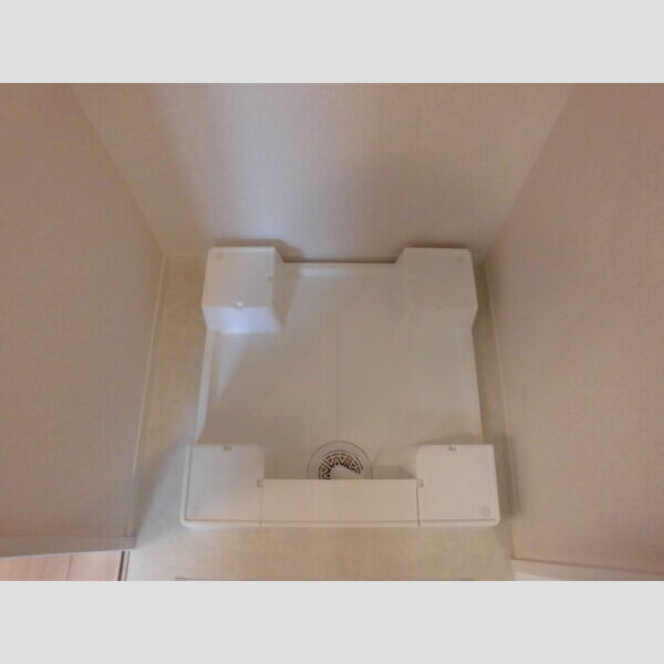 その他 (洗濯機置き場)