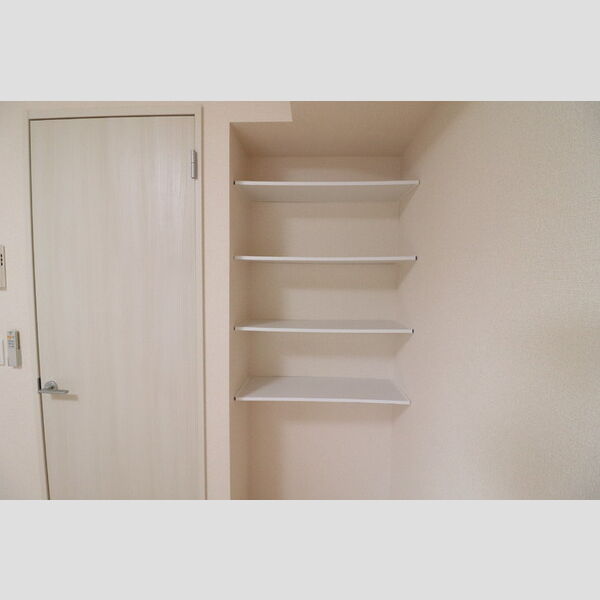 収納 (壁面収納)