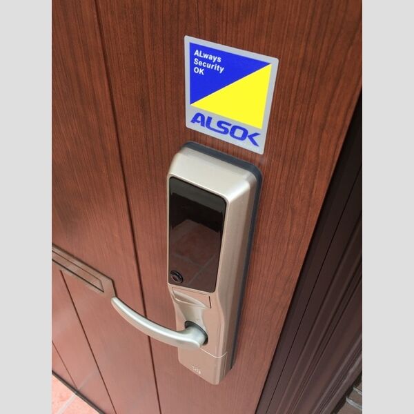 玄関 (ICカードキー)