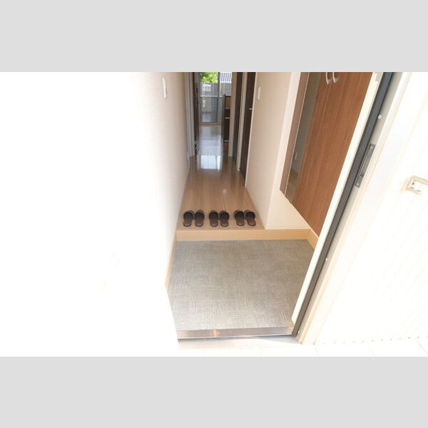 玄関 (玄関)