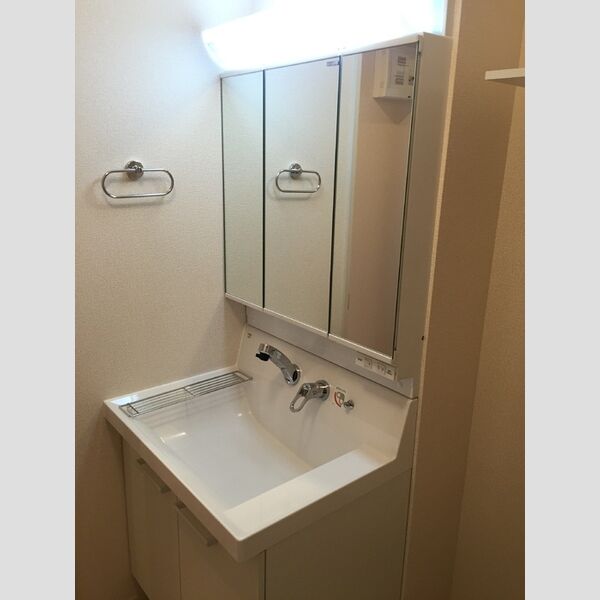 洗面所 (洗面台)