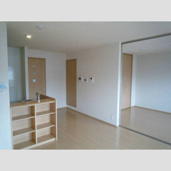 居室・リビング (ピーチハイツA202号 リビング～南洋室②)