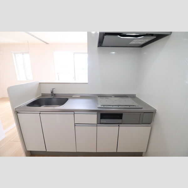キッチン (IHクッキングヒーター付対面式キッチン)
