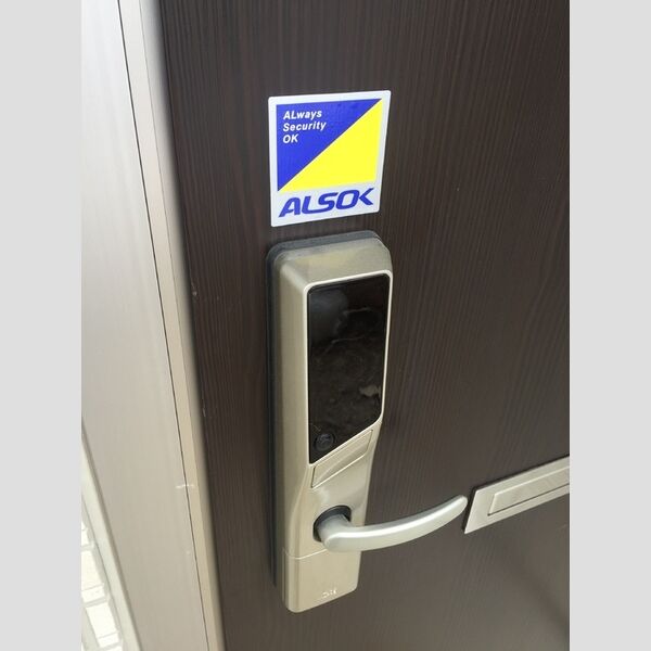 玄関 (ICカードキー)