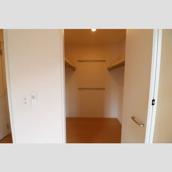 収納 (クローゼット)