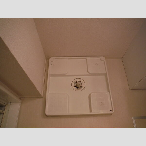 その他 (洗濯機置き場)