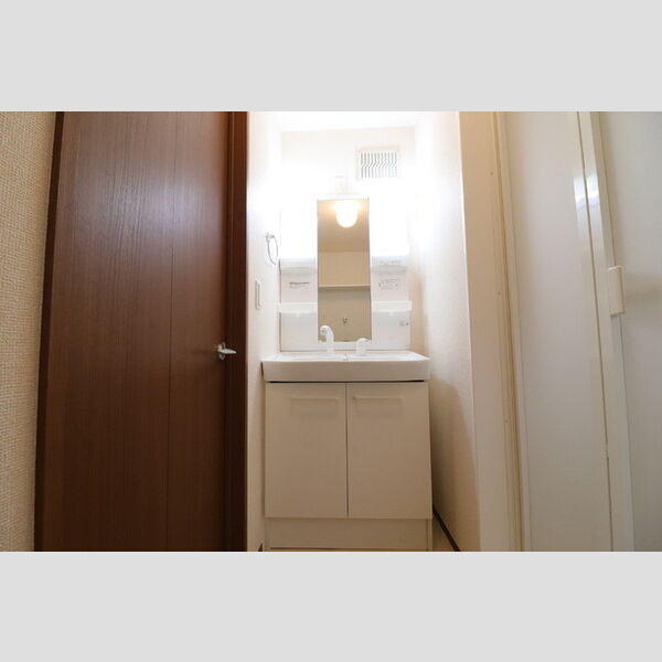 洗面所 (洗面室)