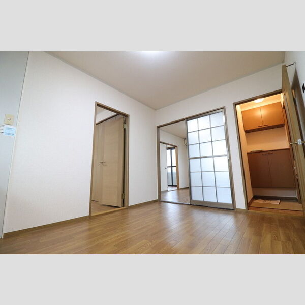 居室・リビング (DK)