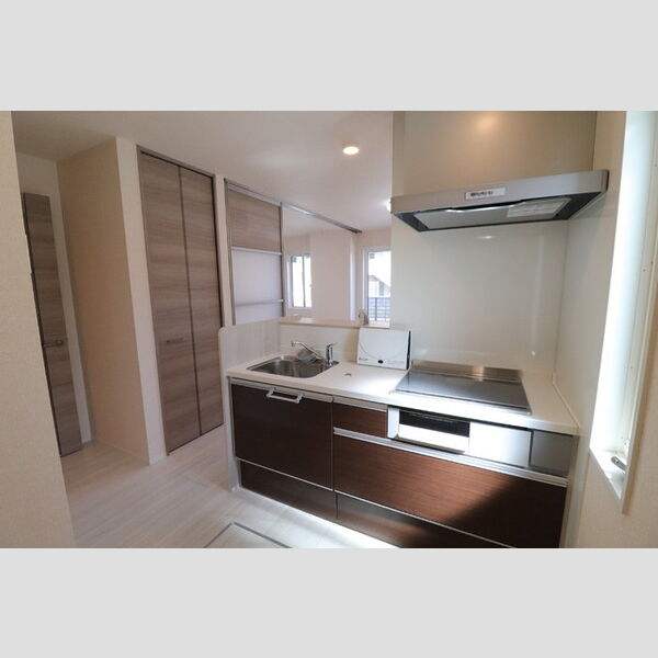 キッチン (IHクッキングヒーター付き対面キッチン)