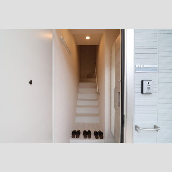 玄関 (玄関ホール)