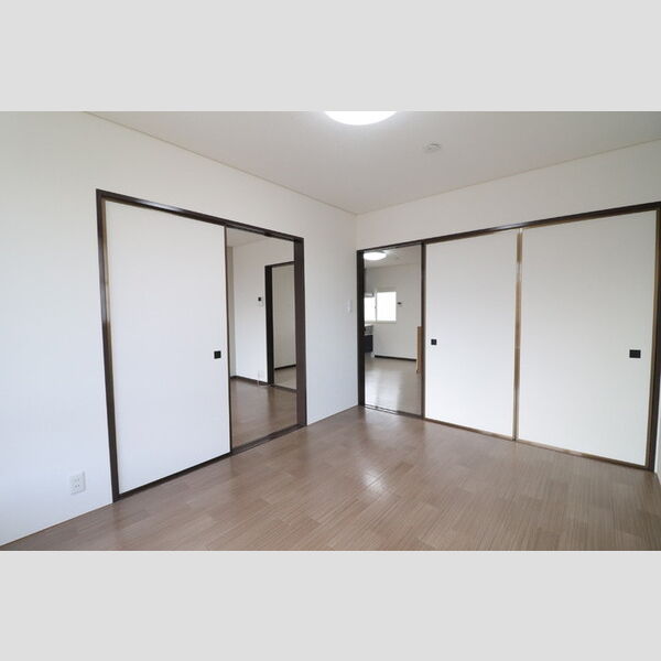 その他 (東側洋室)