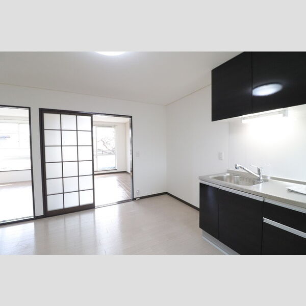 居室・リビング (DK)