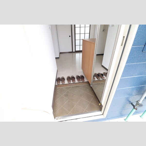 玄関 (玄関)