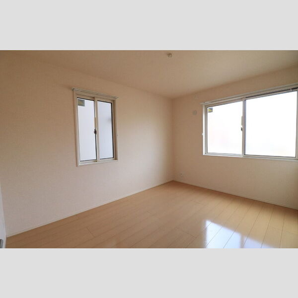 その他 (6.1帖洋室)